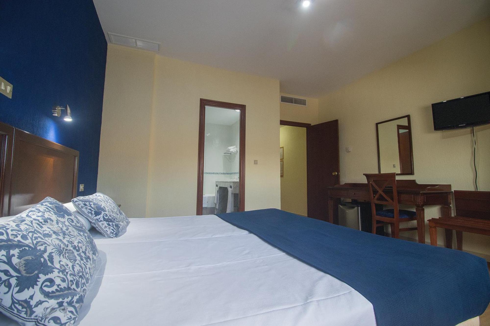 Hotel Caribe Rota Buitenkant foto