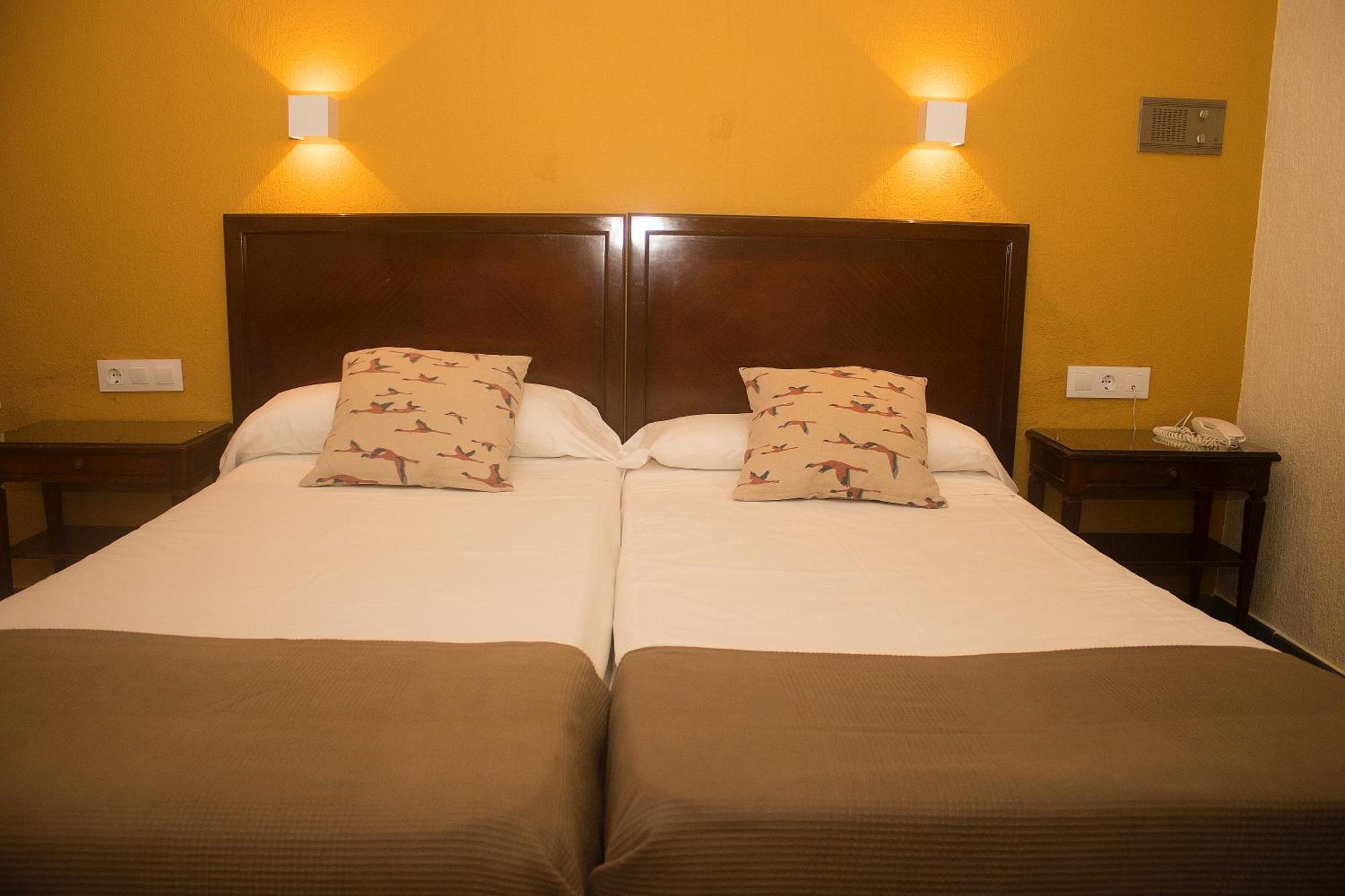 Hotel Caribe Rota Buitenkant foto