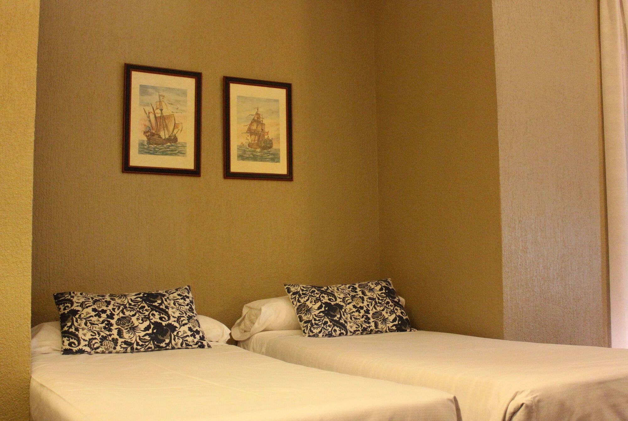 Hotel Caribe Rota Buitenkant foto